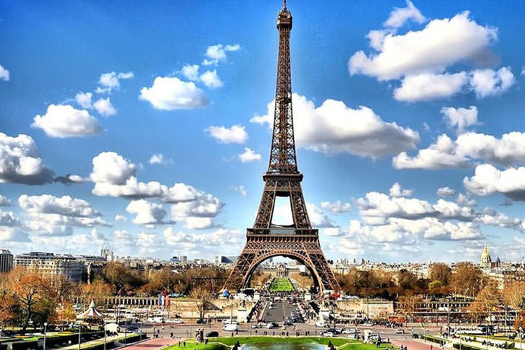 جاذبه های پاریس از یک نگاه